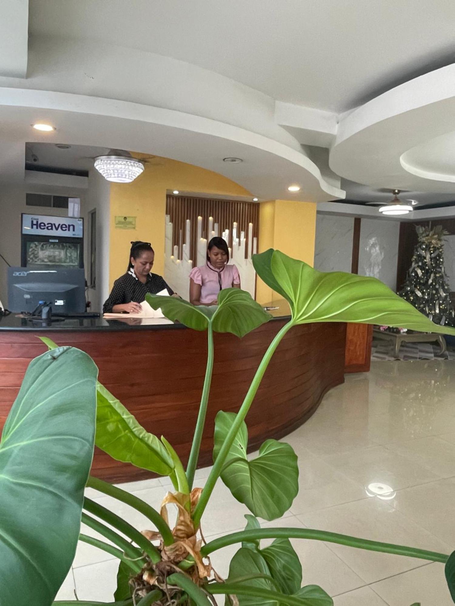 Gran Hotel Higuey Exterior photo